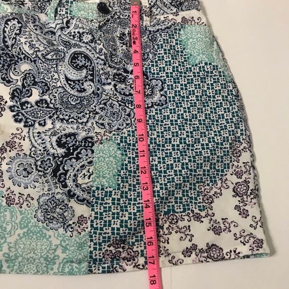 Croft& Barrow flora Patterned short skirt short 4 - Picture 7 of 7